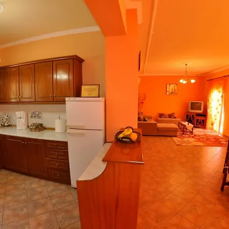 Апартаменты Chrinos House Агиос-Георгиос-Пагон