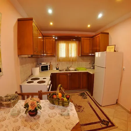 Апартаменты Chrinos House Агиос-Георгиос-Пагон