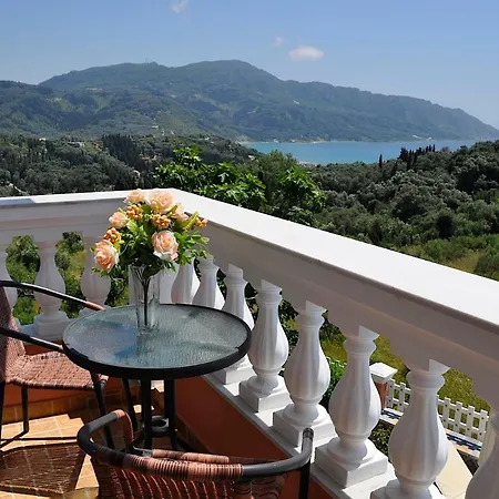 Chrinos House Lägenhet *