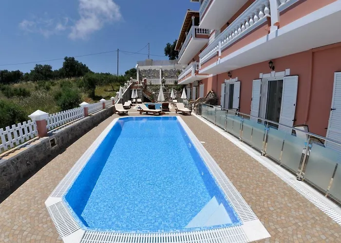 Chrinos House شقة